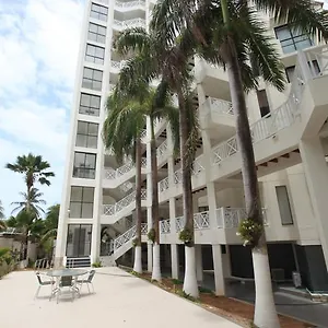Solymar-edificio Bay Point Apto 703 Apartamento